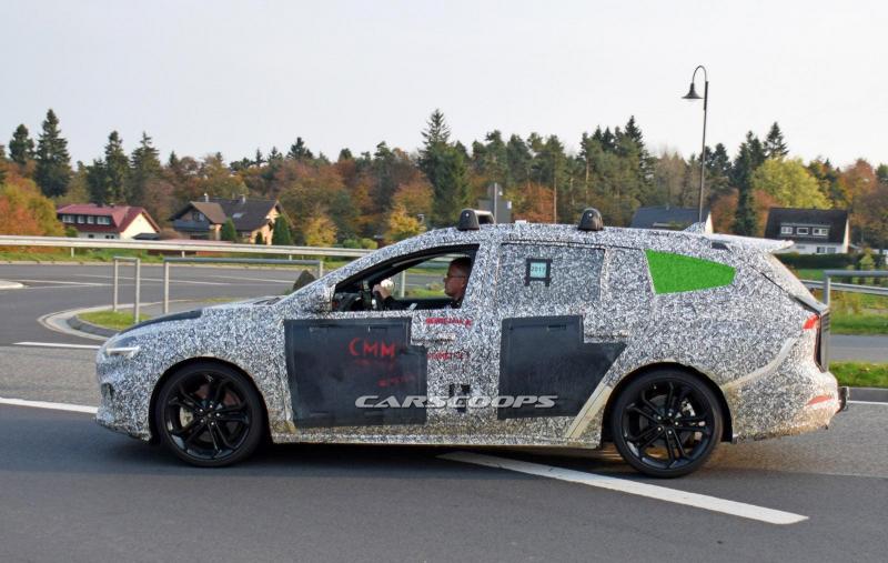 Ford-Focus-Wagon-12.jpg