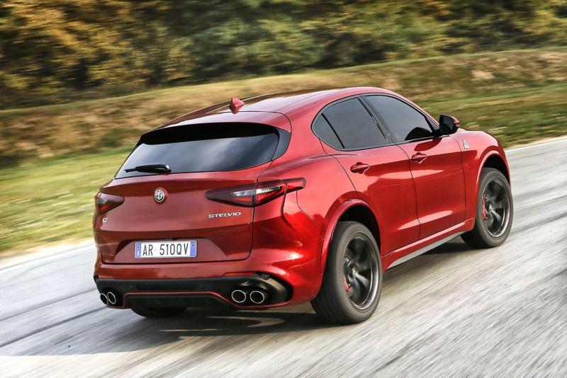 171102_Alfa-Romeo_Stelvio_02.thumb.jpg.4c04fb53f9f9a7751b4a09442f6a1601.jpg