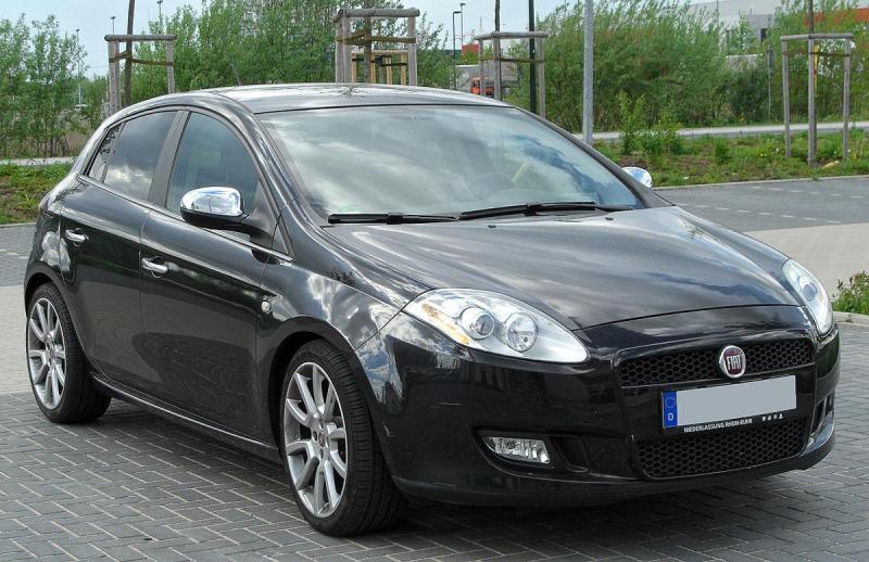 1200px-Fiat_Bravo_II_front_20100501.jpg