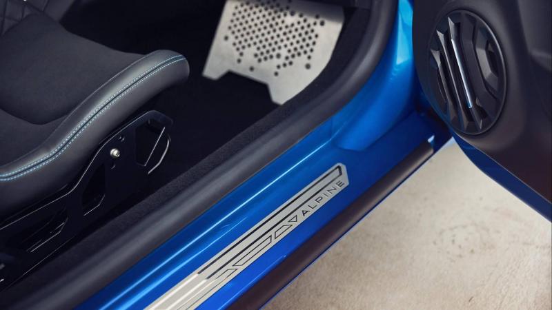 2018-alpine-a110-premiere-edition(2).jpg