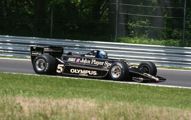 1200px-Lotus_79_2009_Lime_Rock.jpg
