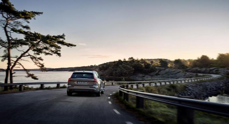 223578_New Volvo V60 exterior.jpg