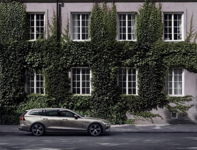 223586_New Volvo V60 exterior.jpg