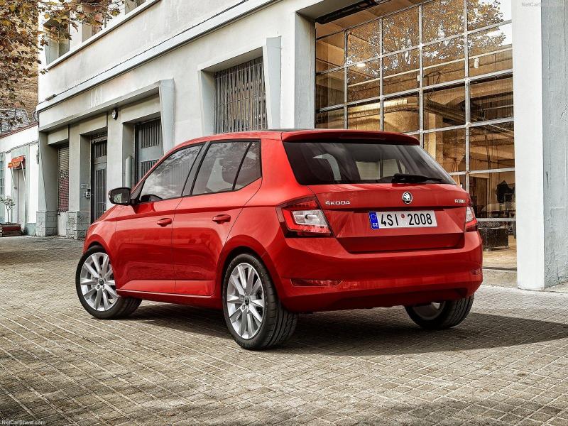 Skoda-Fabia-2019-1600-03.thumb.jpg.c49870bc2133285dbaae520771a26fa6.jpg