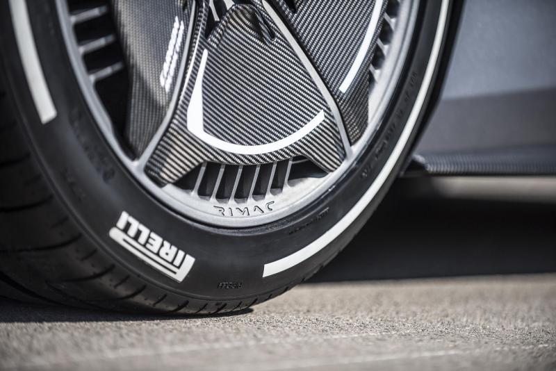 C_TWO_detail_07.jpg