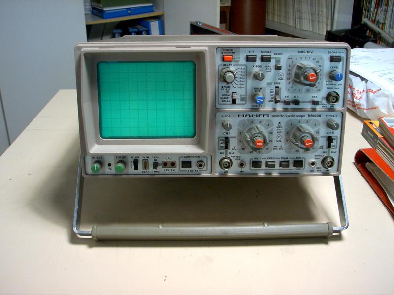 Oscilloscopio 60Mega.JPG