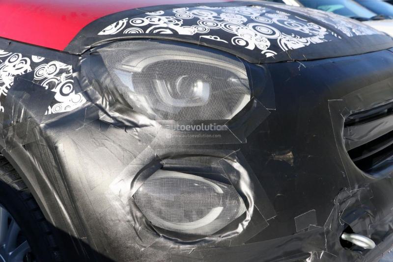 2019-fiat-500x-facelift-spied-testing-in-sweden_17.jpg