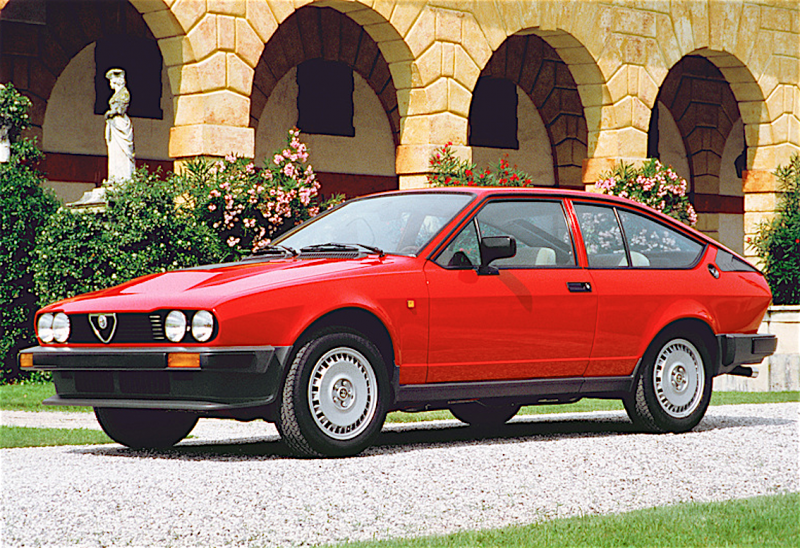 alfa_romeo_gtv_6_gobba.thumb.png.71bcf54baa2316af27b54e1c7bd70091.png