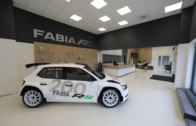 skoda-r5-200.thumb.png.4d4e8af8e0935b06c949d16d7747528f.png