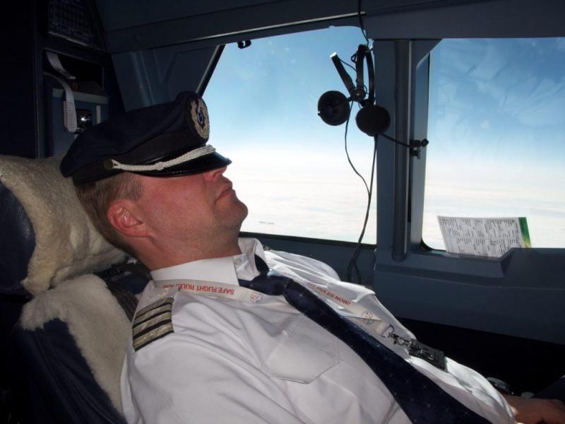 Picture_Sleeping_pilot-1024x768.jpeg