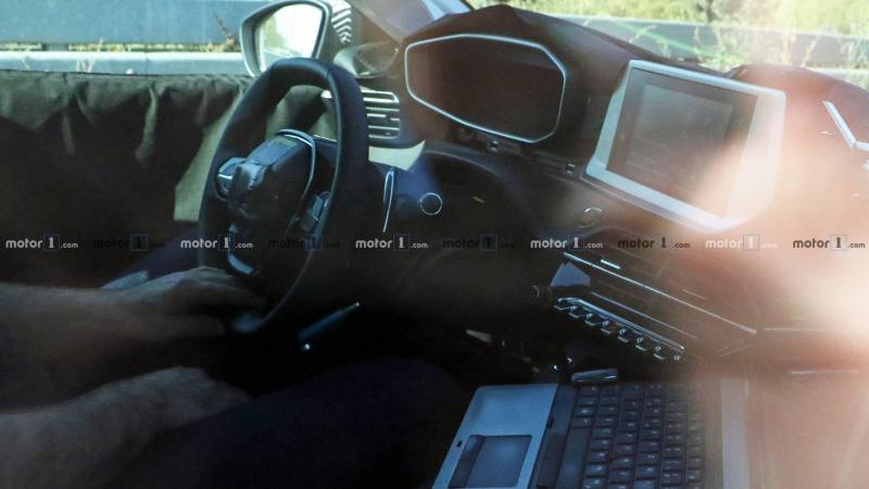 2019-peugeot-208-spy-photo.jpg