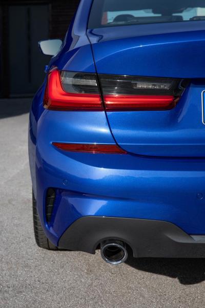 BMW-Serie-3-2019-G20-BMW-M340i-M-Sport-8.jpg