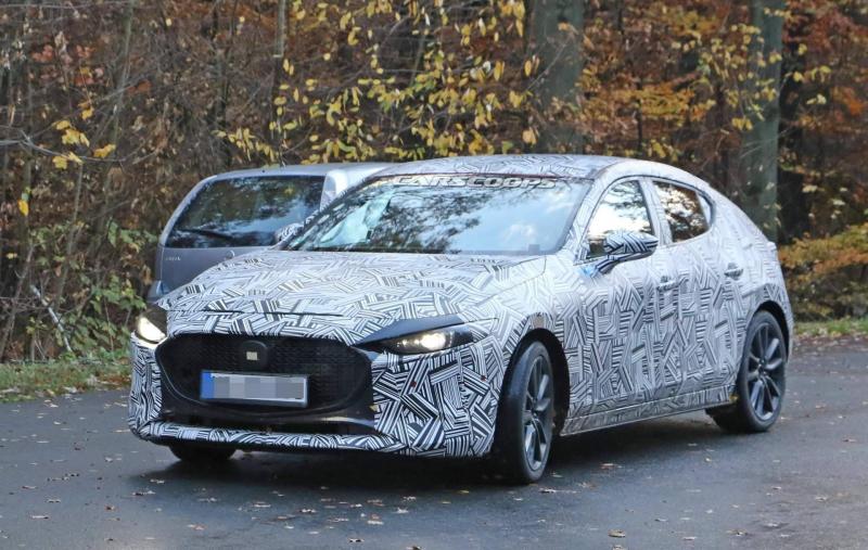 00c27132-2019-mazda3-hatchback-spy-shots-6.jpg