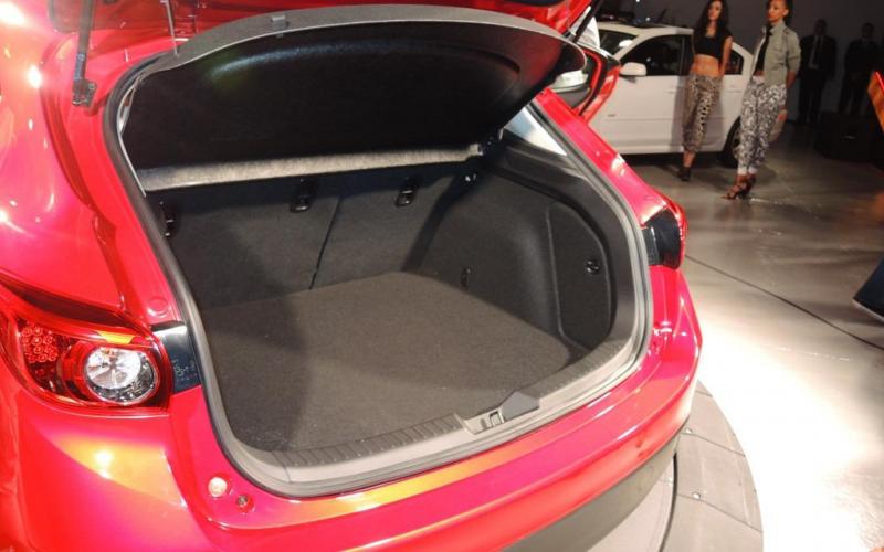 130411_2014_Mazda_Mazda3.thumb.jpg.65e2a358a806ac0a863b102edcfd7a8c.jpg