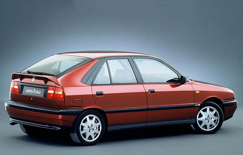 2012677167_lancia-delta-ii-836-4752.thumb.jpg.d309148ac28c41a1262aaea3f197204a.jpg