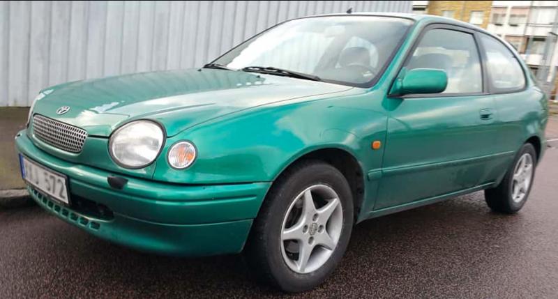 toyota-corolla.thumb.jpg.7bcf2a595d1d06d53f0a368879fdf36b.jpg