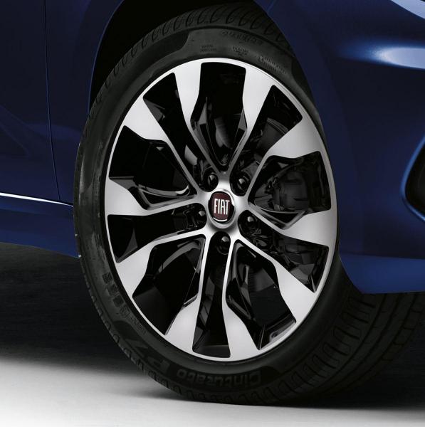 181105_Fiat_Tipo_Mirror_7.jpg