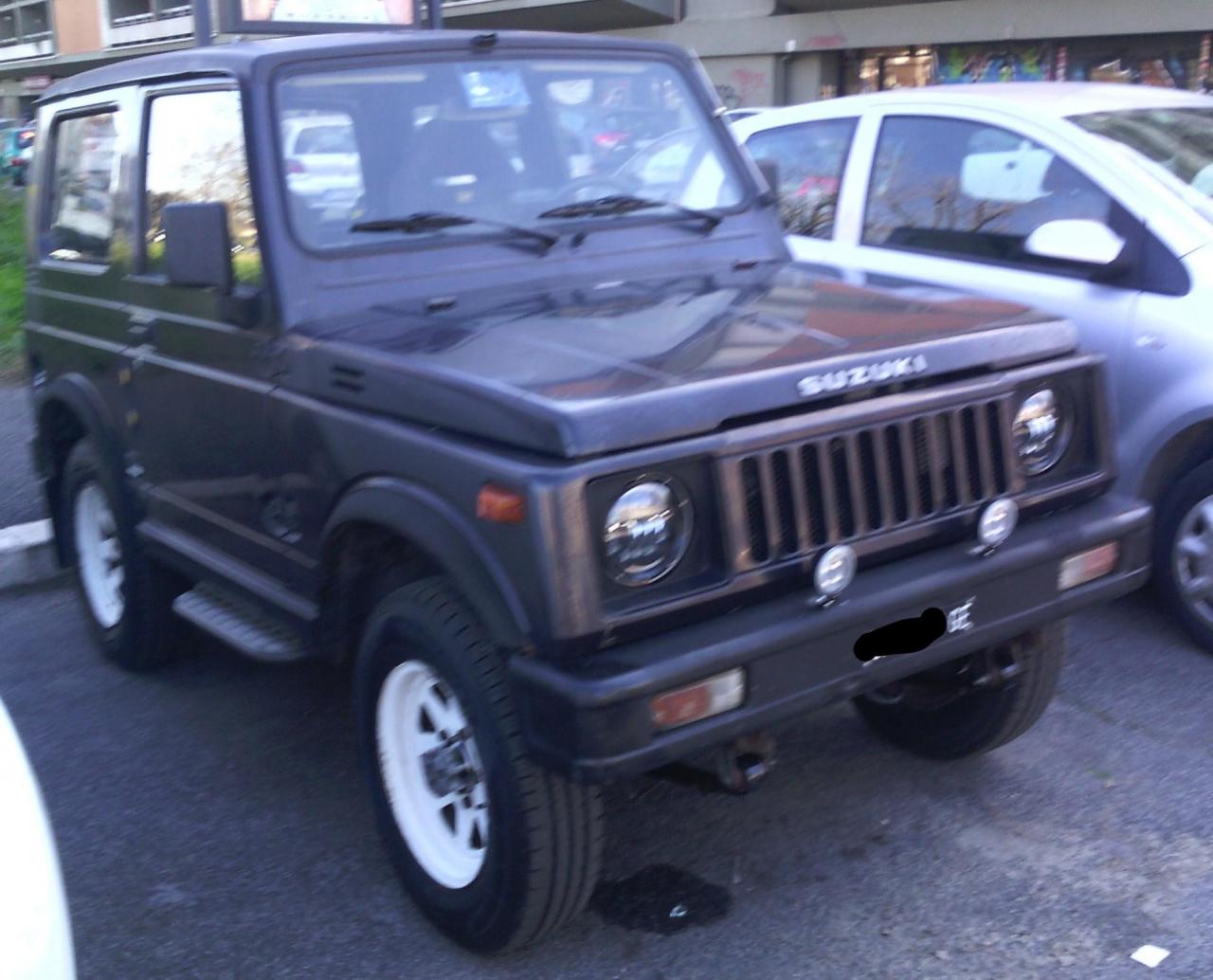 Suzuki Sj 1_LI.jpg