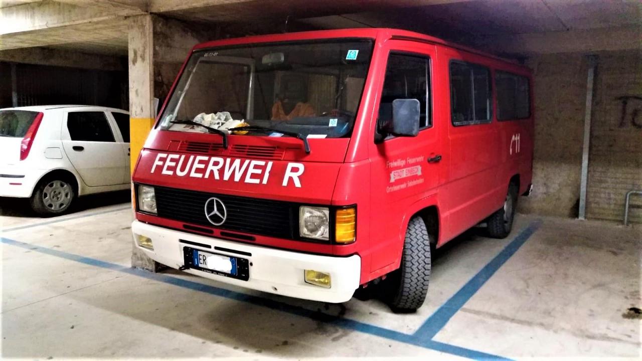 Mercedes_LI.jpg