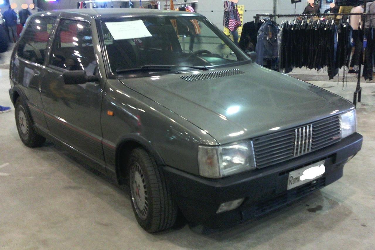 Fiat Uno Turbo i.e 1_LI.jpg