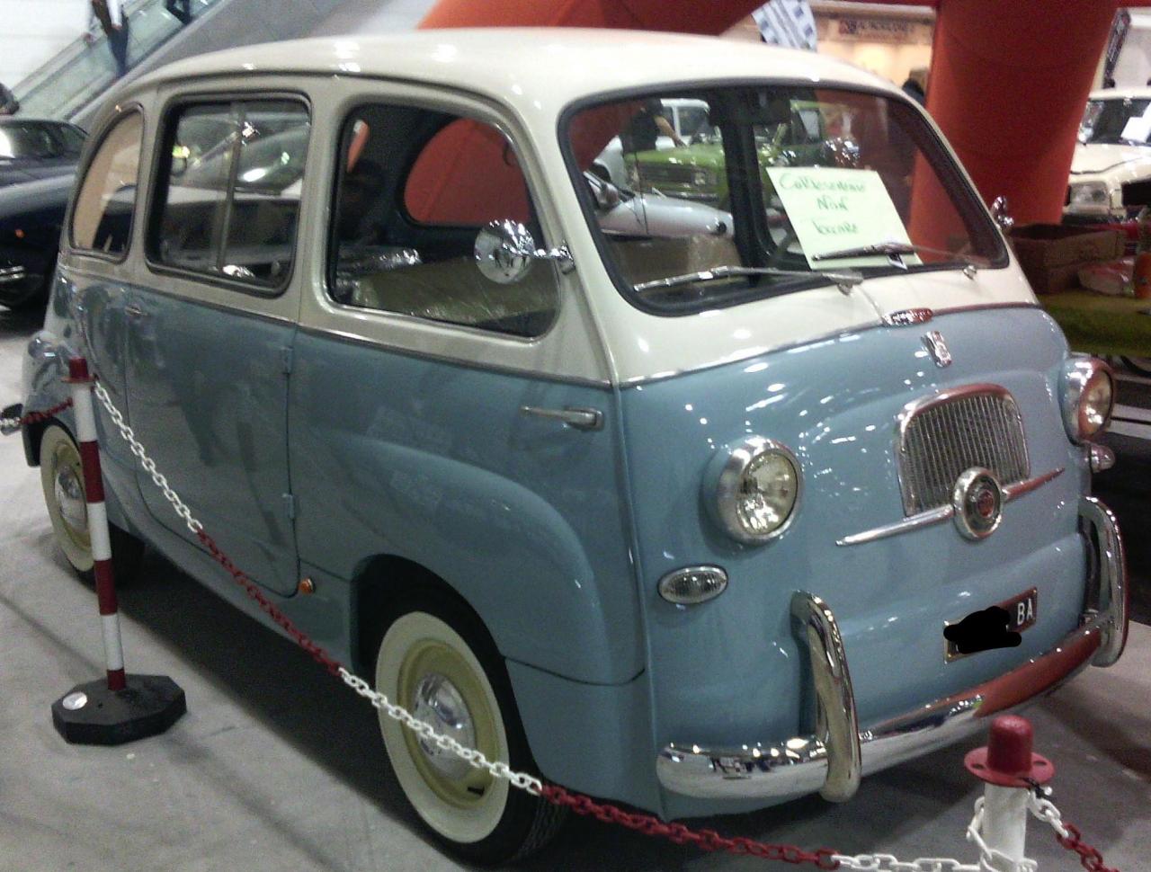 Fiat 600 Multipla_LI.jpg