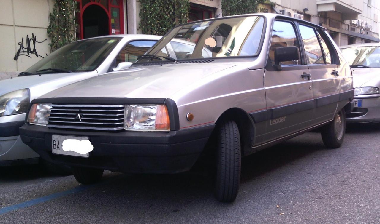 Citroen Visa Leader 1_LI.jpg