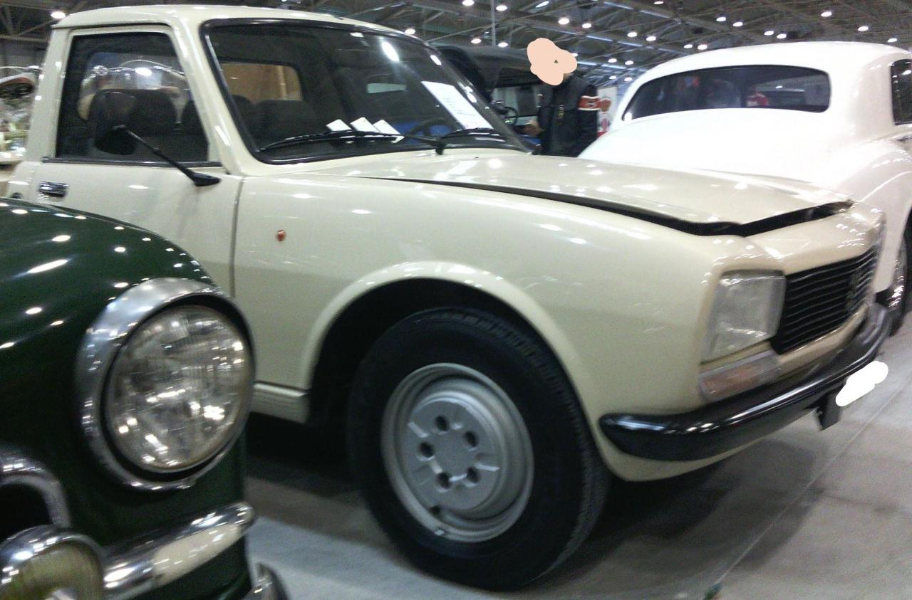 Peugeot 504 Pick-Up_LI.jpg