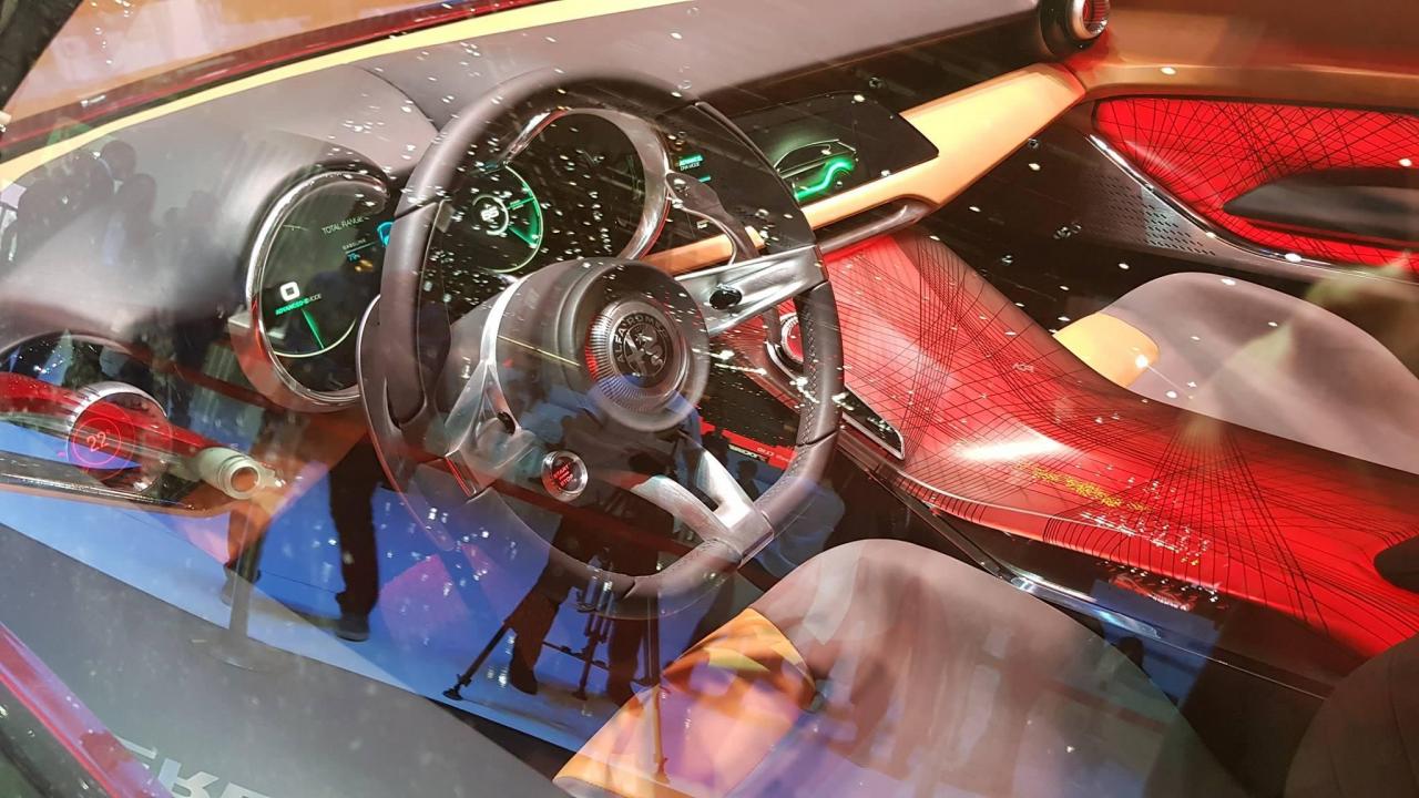 Alfa Romeo Tonale Interior concept (4).jpg