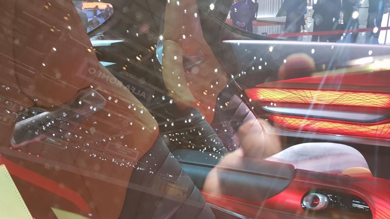 Alfa Romeo Tonale Interior concept (3).jpg