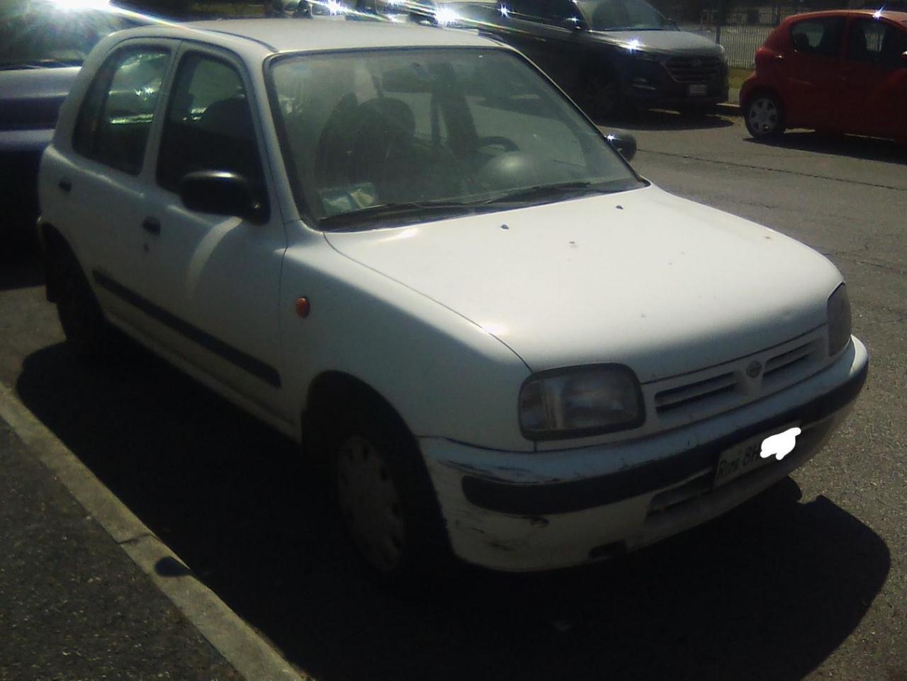 Nissan Micra 1.3 SLX 1_LI.jpg