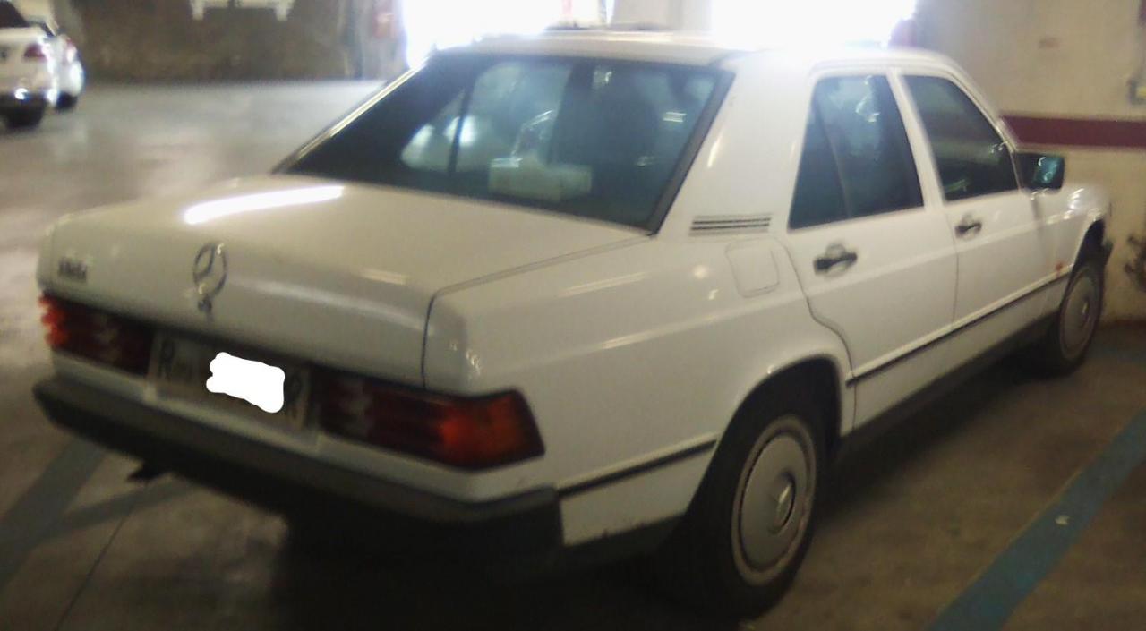 1174763780_Mercedes190_LI.thumb.jpg.500a0958d070821dce219df19e9c5288.jpg