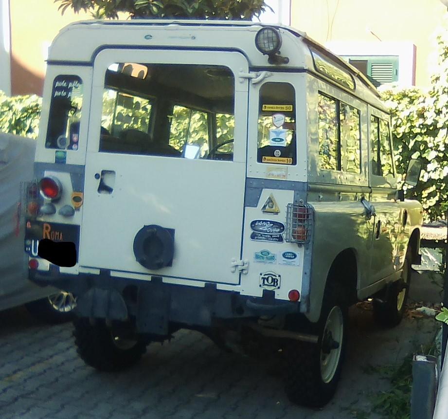 1470553420_LandRover88_LI.jpg.21fd1a7848315791d443fc2cd1998fdd.jpg