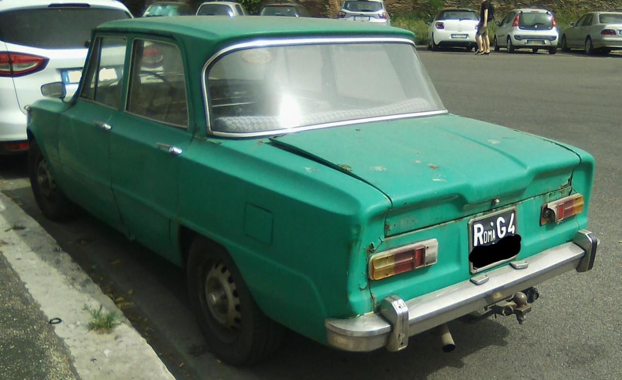 622465654_AlfaRomeoGiulia2_LI.thumb.jpg.b3b77840b4b9d3da738a597c13d6b028.jpg
