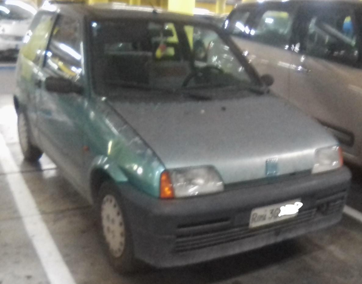 1101867002_FiatCinquecento1_LI.jpg.adf88969369d9a22d117a2f32ada9f4e.jpg