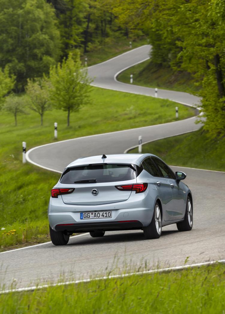 Opel-Astra-my 2020 (7).jpg