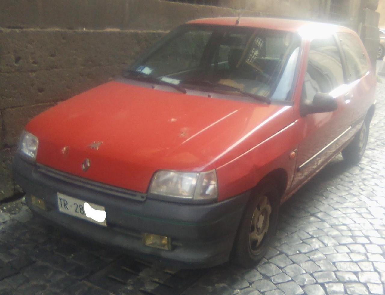 1096947636_RenaultClioS1_LI.thumb.jpg.1c3421ef2a9f6000d2a7248e53113cdd.jpg