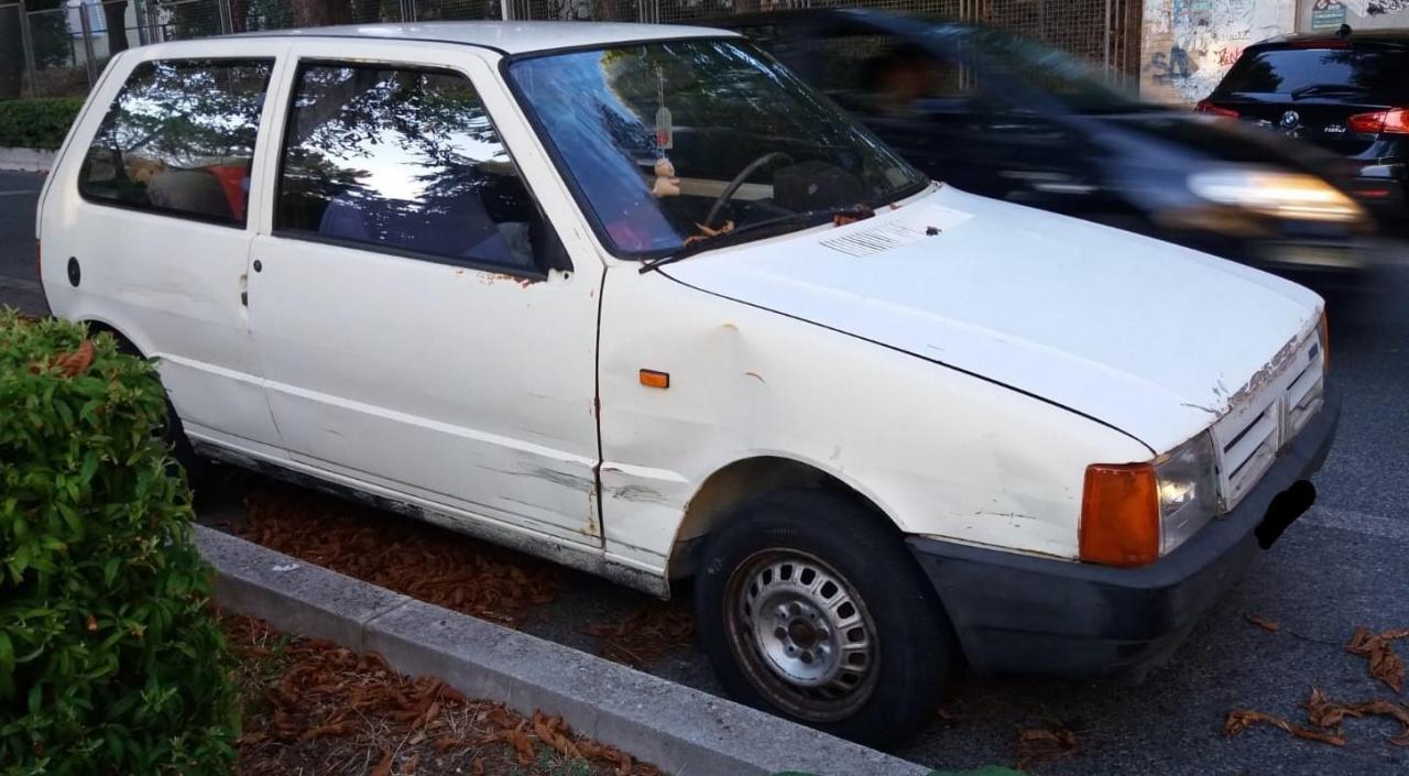 1121184469_FiatUno452_LI.thumb.jpg.d24f6f7647844df16d6017ef8f42310a.jpg