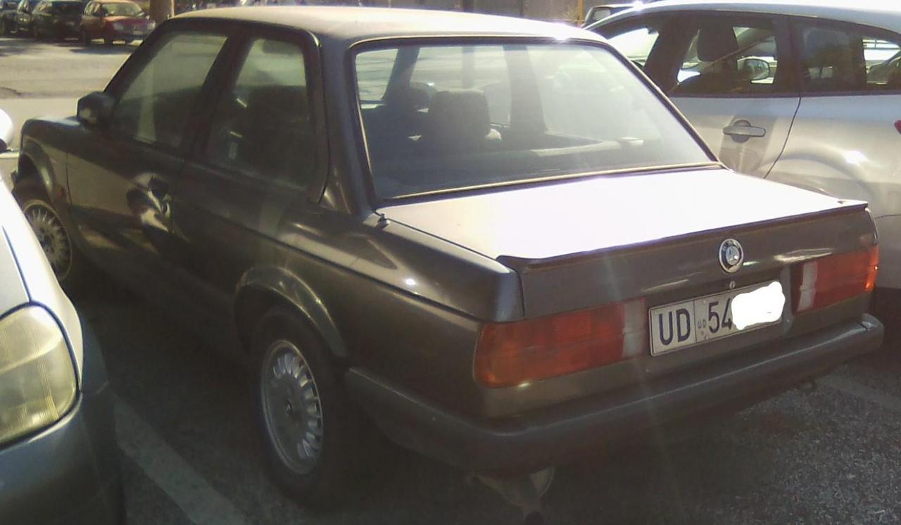 1253768160_Bmw318i_LI.thumb.jpg.88381faaac7ca0ff7be98964f442f88e.jpg