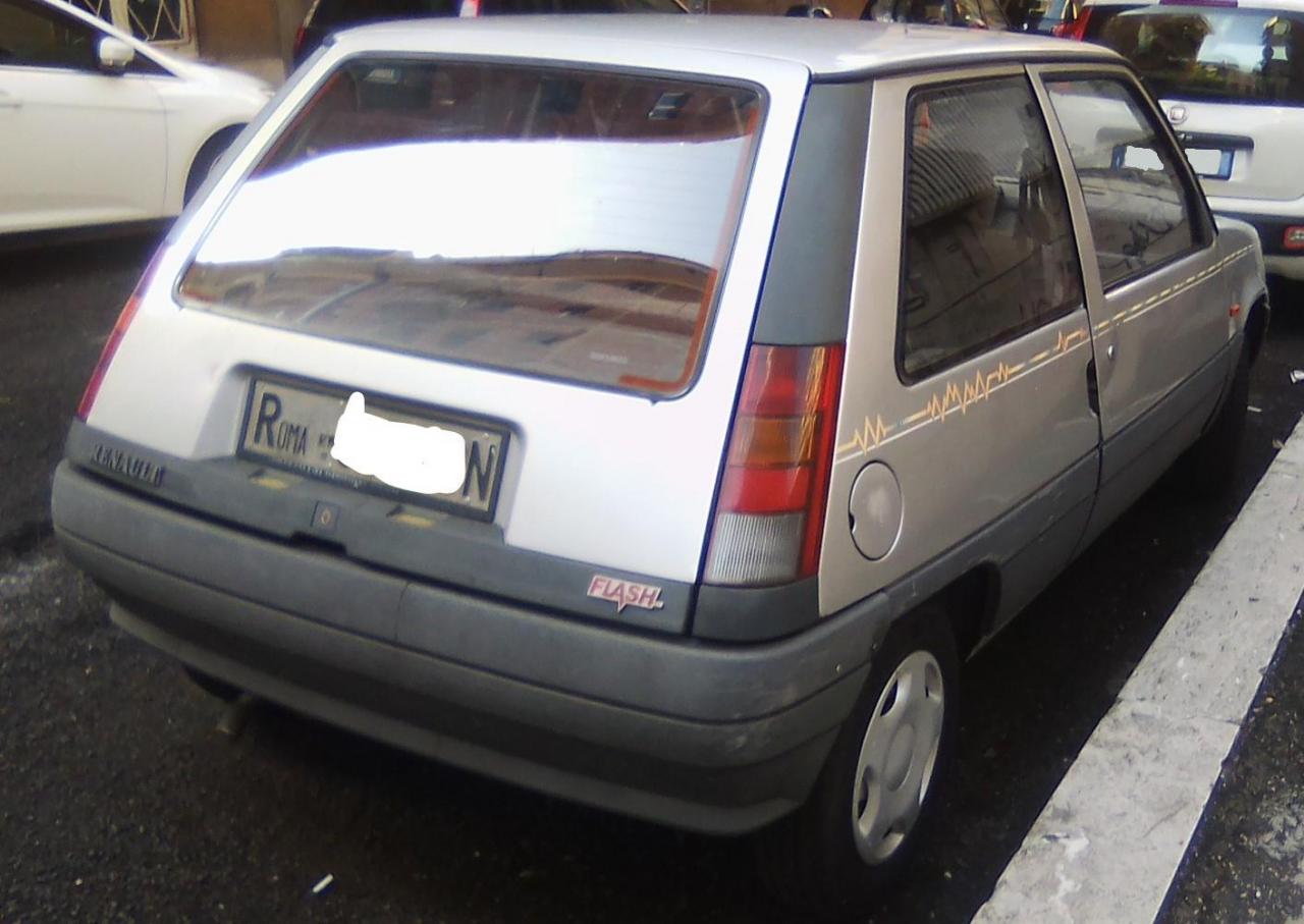 282917769_RenaultSuper5Flash2_LI.thumb.jpg.4a59b983909ed86457f9db8b619f9872.jpg