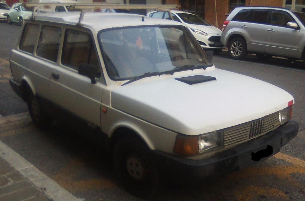 1005074598_Fiat127Panorama10501_LI.thumb.jpg.5066cb647b55cc2b37c5027c7c593f30.jpg