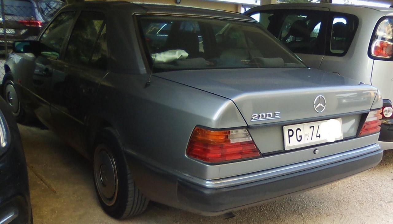 1869728697_Mercedes200E_LI.thumb.jpg.5d525afca8a68c71bd6a9e75c2ba84b8.jpg
