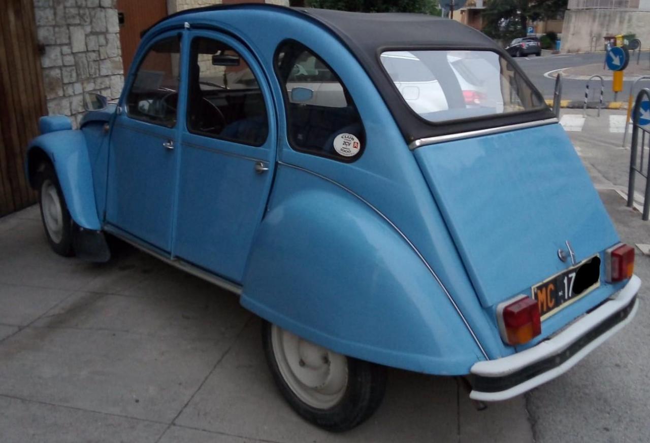 1996907584_Citroen2CV41_LI.thumb.jpg.eba8cc6eb1b8a9b5d5ed5109c676e17b.jpg