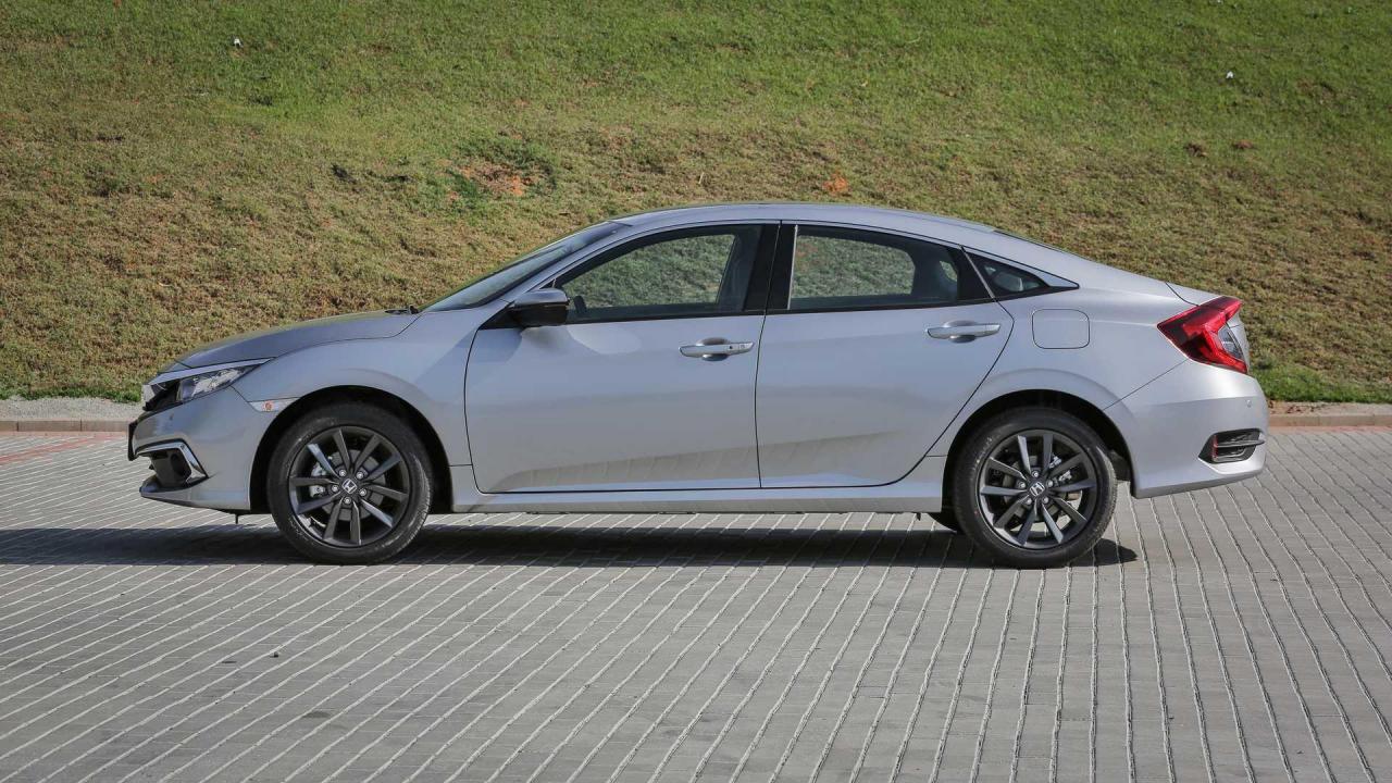 comparativo-novo-corolla-x-civic-x-cruze-2020 (3).jpg