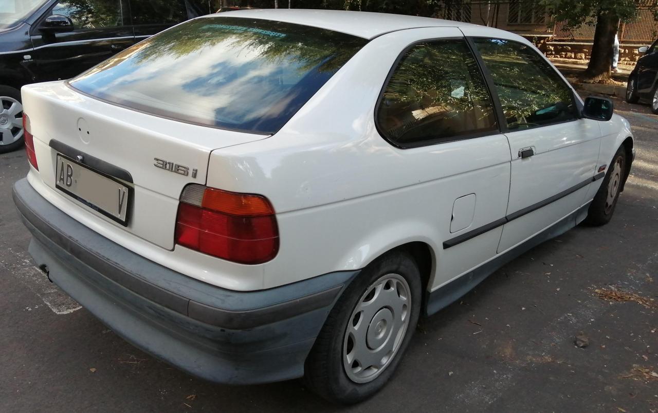 1116952751_BMW316iCompact.thumb.jpg.97028390b76f7f2ccd4dd1fc48125131.jpg