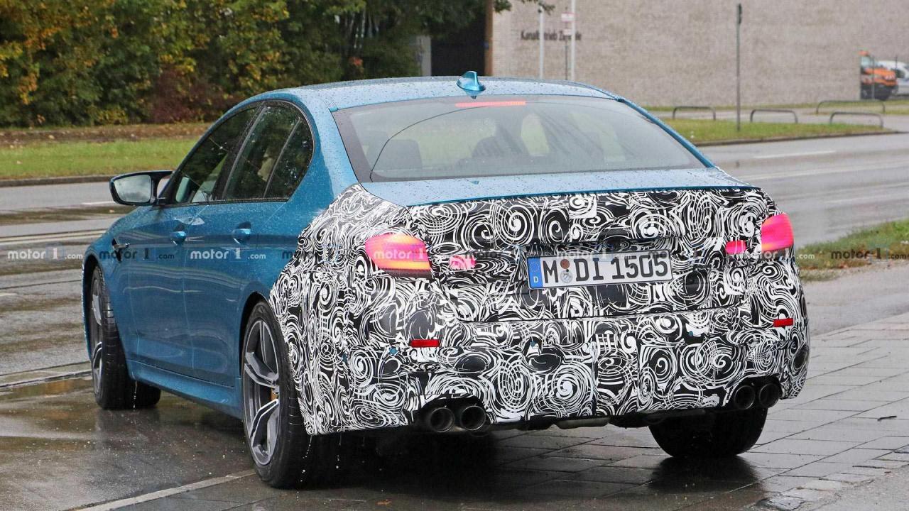 BMW M5 facelift 2021 Spy LCI - BMW M5 F90 (16).jpg