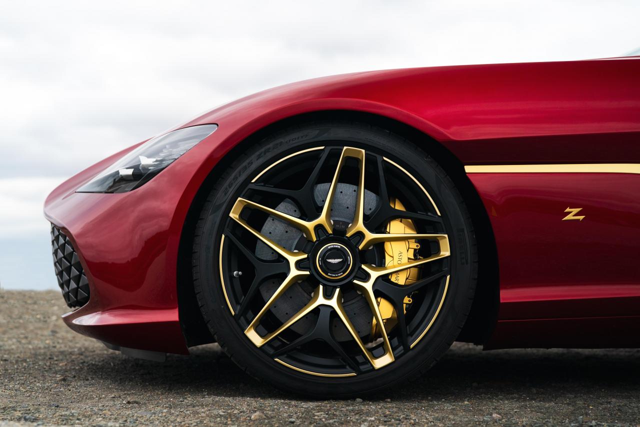Aston_Martin_DBZ_Centenary_Collection_8-jpg.jpg