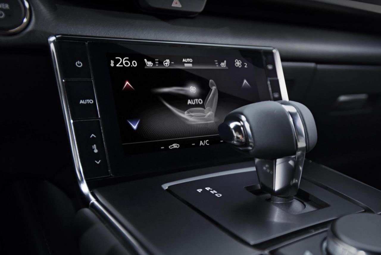 mazda_100721140_h.jpg