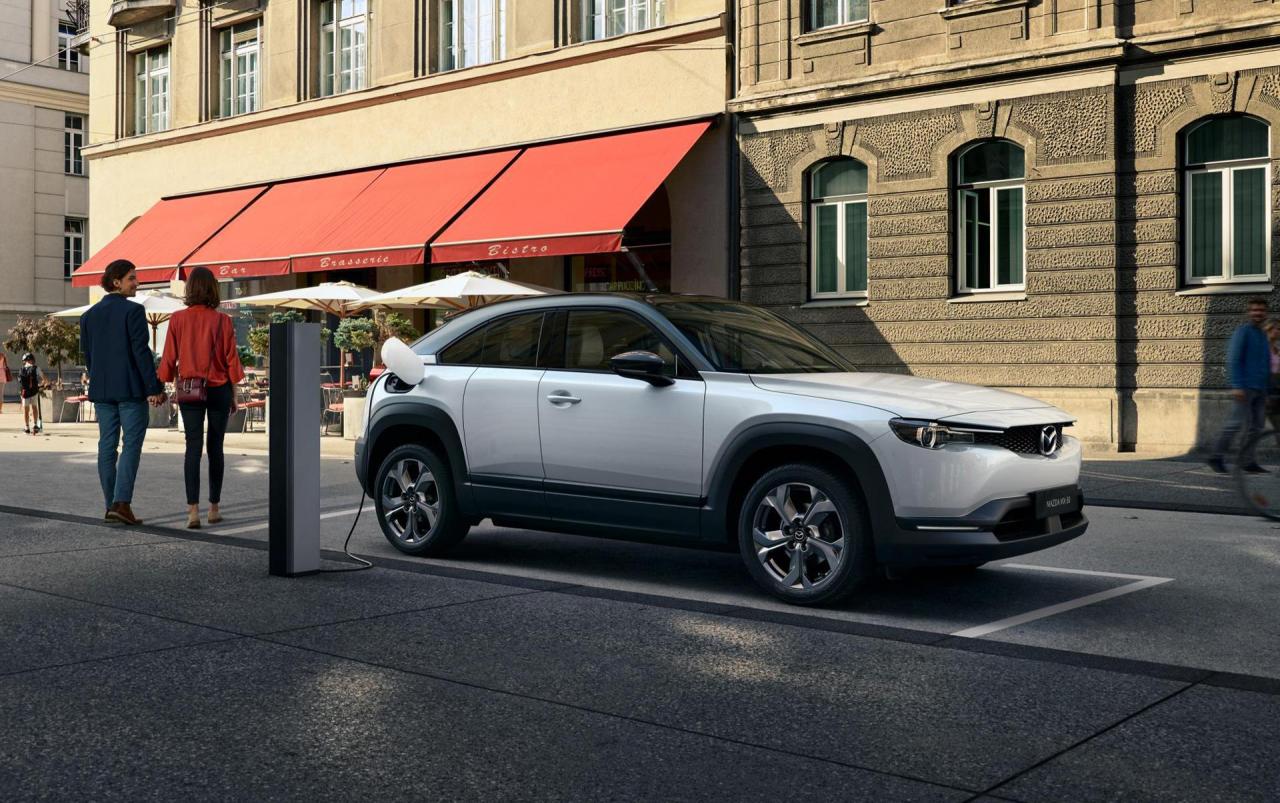 mazda_100721142_h.jpg