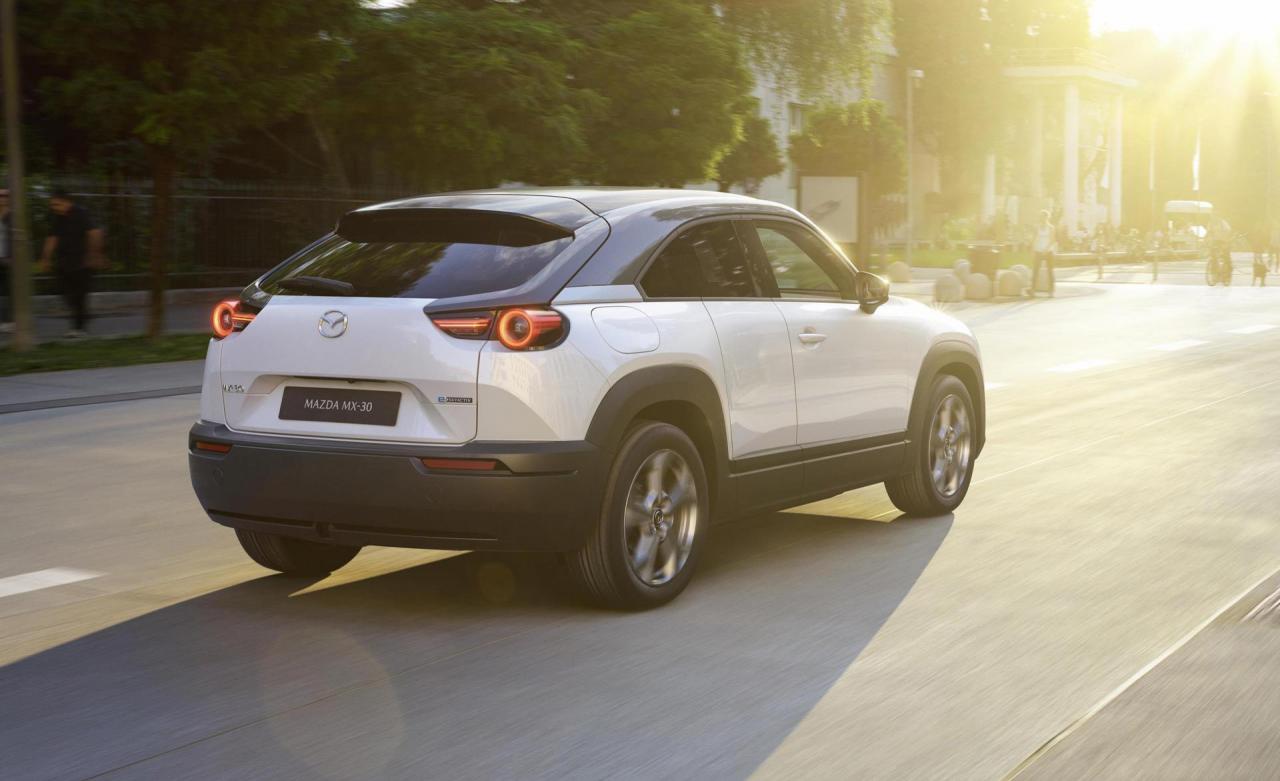 mazda_100721151_h.jpg