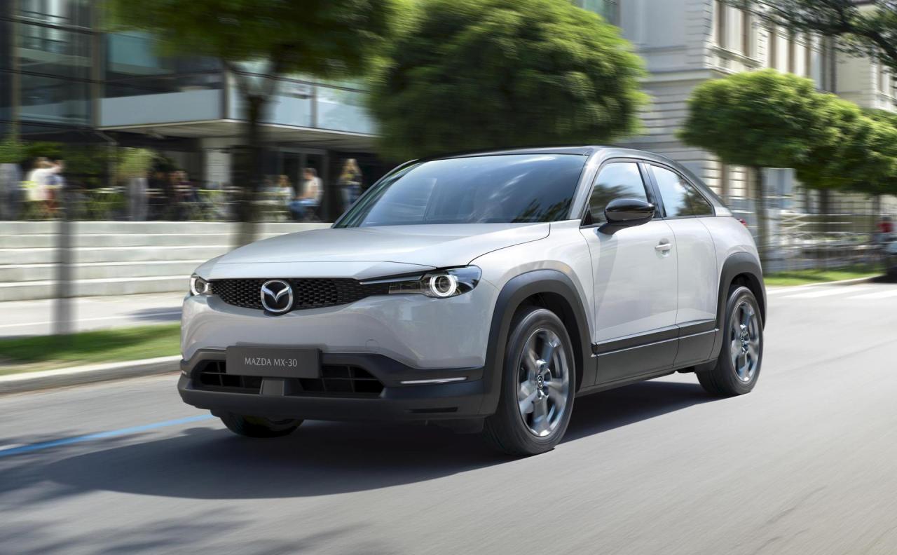 mazda_100721152_h.jpg